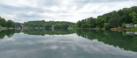 This is a vIew of the cove from the boat dock This is a no wake zone 