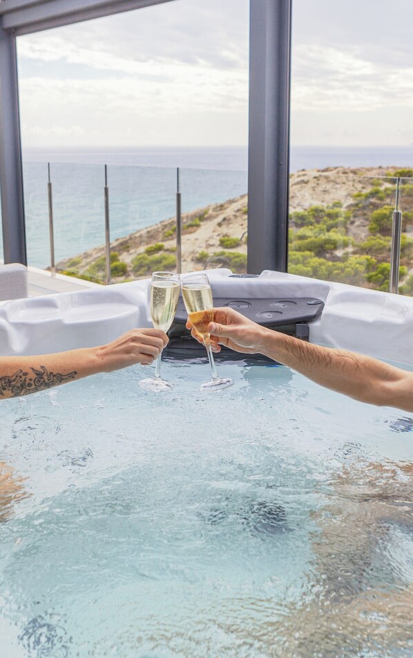 Private spa tub