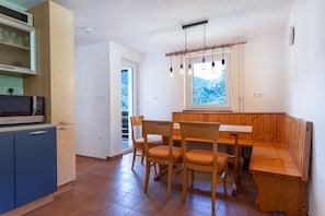 Iglica Apartments - First Floor, dining room