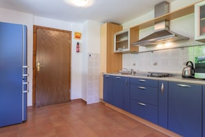 Iglica Apartments - First Floor, kitchen