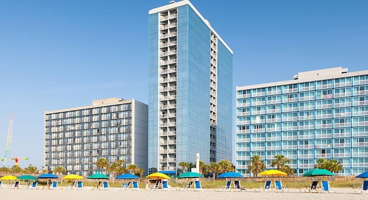 One Bedroom Deluxe, Ocean Front Luxury Condo, Myrtle Beach, SC (2038093)