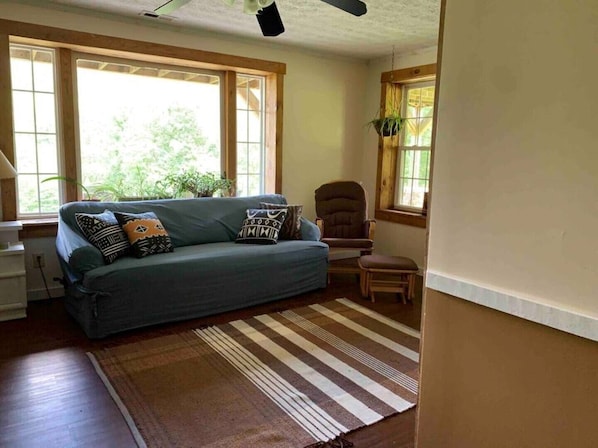 Come relax in our beautiful valley! View of living room from hallway. 