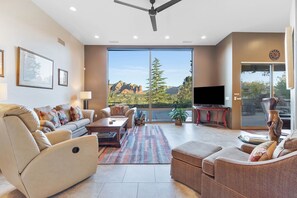 Stunning Views from the Floor-to-Ceiling Windows!