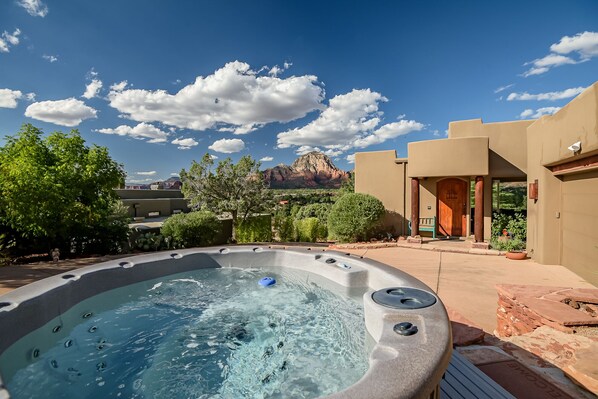 6-Person Private Hot Tub