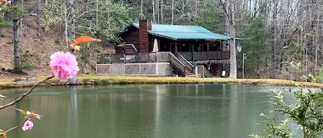 Andrews Vacation Rental | 2BR | 2BA | Pond On-Site | Stairs Required to Access