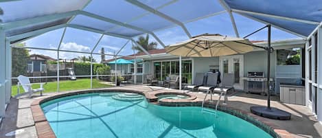 Naples Vacation Rental | 3BR | 2BA | 1,836 Sq Ft | Step-Free Access