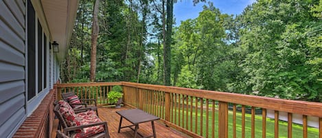 Asheville Vacation Rental | 3BR | 1.5BA | Step-Free Access | 1,050 Sq Ft