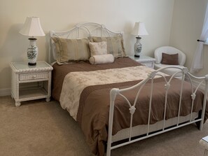 Queen in 2nd Bedroom