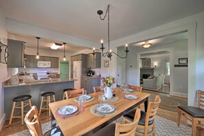 Dining Area | 2,058 Sq Ft