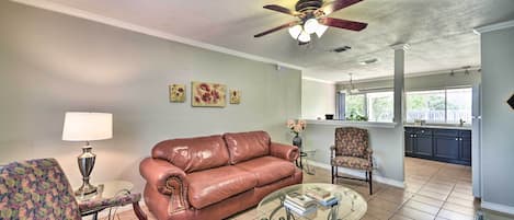 This 3-bedroom, 2-bath home is located in San Antonio!