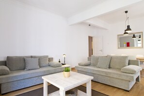 Living room: 3 double sofa-bed (sleep 2 +2 +2 )