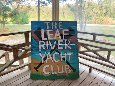 The Leaf River Yacht Club 