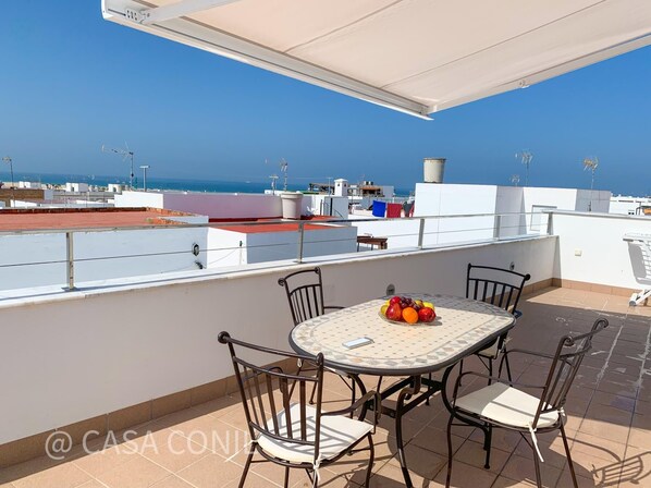 Terrasse mit Meerblick