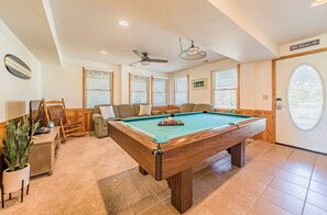 Rec Room with Pool Table