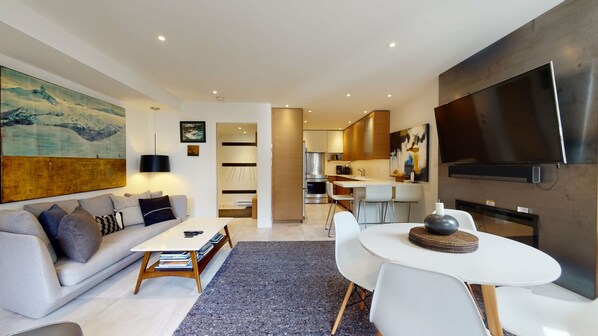 Open plan living/dining/kitchen area