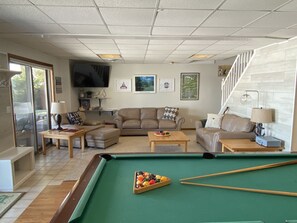 Spielezimmer