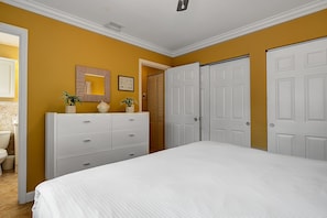 King master bedroom.
