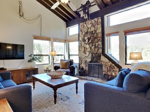 Home Decor, Screen, Furniture, Table, Indoors