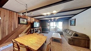 Slopeside Condo with View of Mammoth Mountain