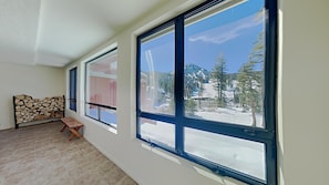 2 Bedroom Slope View Condo!