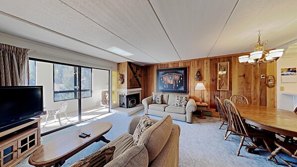 Full-Size Living Area with Woodstove