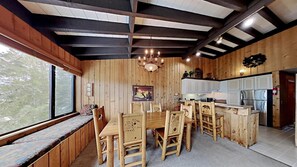 Bright Window Seat, Dining Room and Kitchen