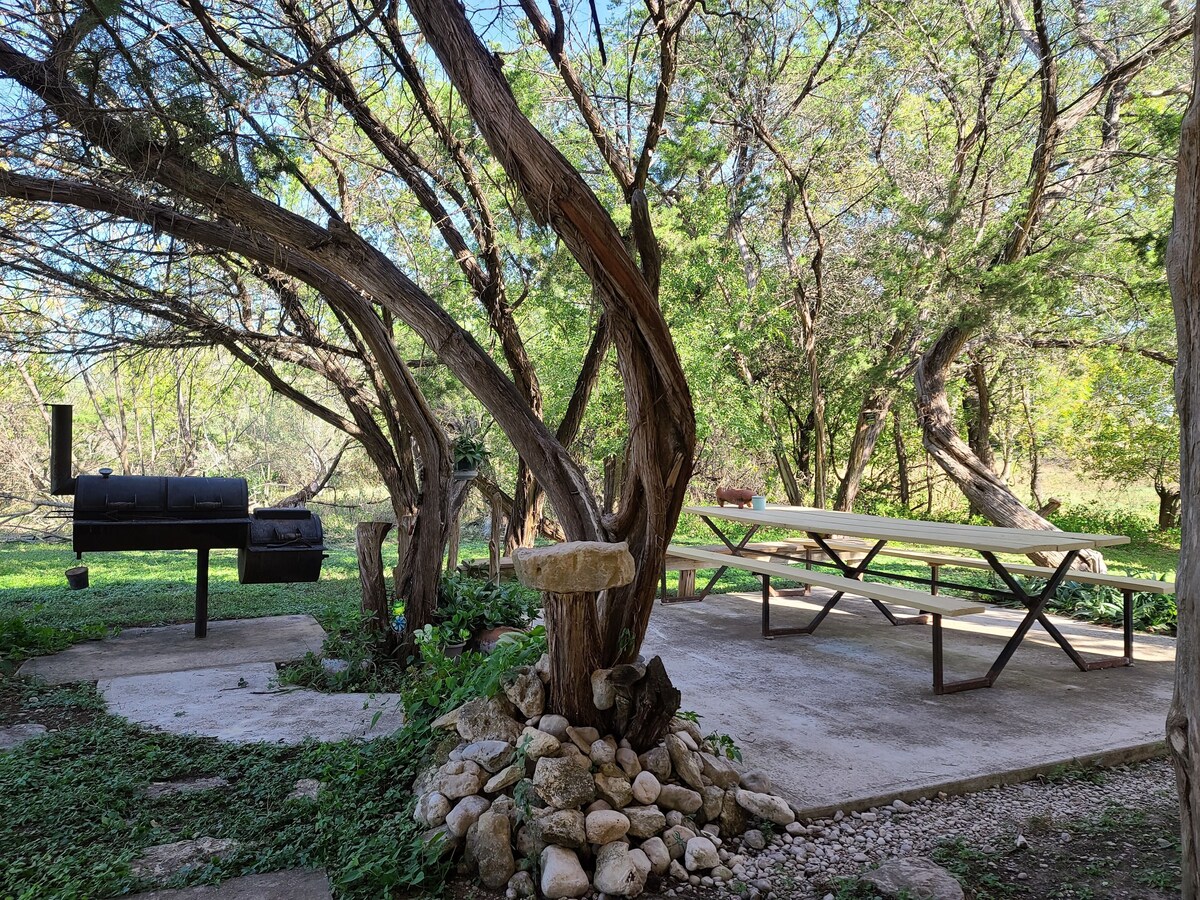 A unique and family friendly cabin on the Frio river. Close to area attractions.