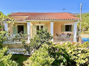 Façade