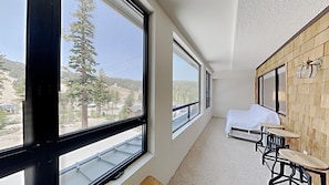 Sunroom Facing Mammoth Mountain