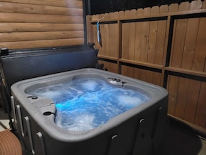 Bain à remous extérieur