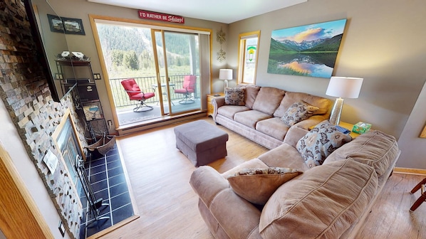 Unit is Walking Distance to Keystone Slopes - Unit is Walking Distance to Keystone Slopes