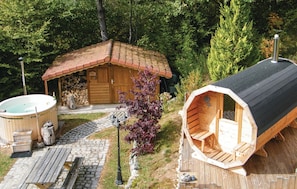 Bain à remous extérieur
