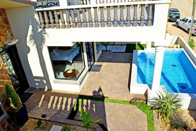 Casa Hermosa  Brand New  5 Bed Luxury   Home With Private Pool