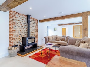 Living area | Kestrel Barn - Goldfinch Barns, Swaffham