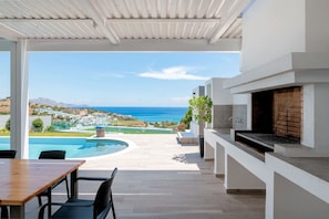 Executive Rhodes Villa | Villa Vrachos | Stunning Sea Views | 3 Bedrooms | Lindos