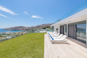 Executive Rhodes Villa | Villa Kastro | Stunning Sea Views | 3 Bedrooms | Lindos