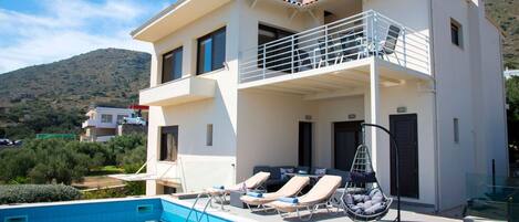 Beautiful Elounda Villa | 5 Bedrooms | Newly Refurbished | Villa Panorama | Stunning Sea Views |  Crete