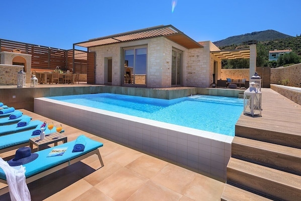 Deluxe Crete Villa | Villa Rhea | 3 Bedroom | Private Pool | Sea View | Chania