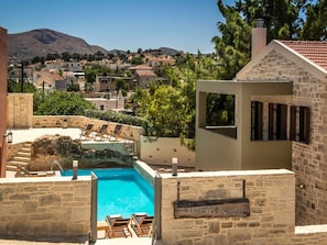 Deluxe Crete Villa | Villa Dafne | 2 Bedroom | Swimming Pool | Sivas