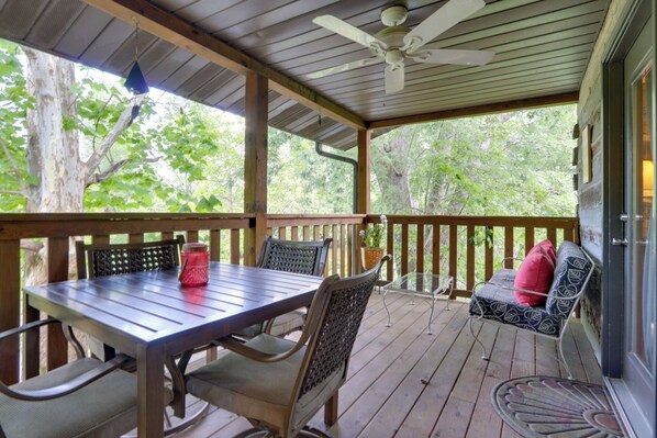 Townsend Vacation Rental | 1BR | 1BA | 500 Sq Ft | Stairs Required