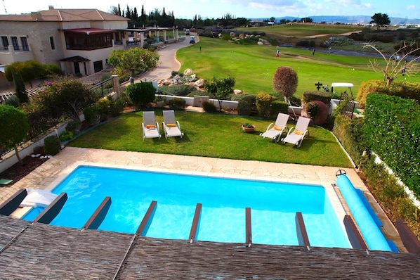 pool