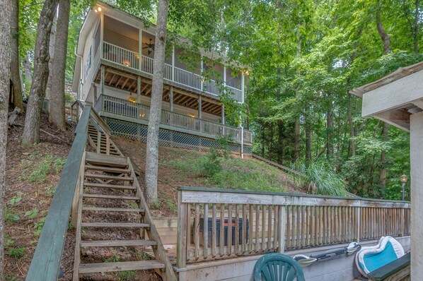 Stairs to Blarney Stone Cottage from the dock.