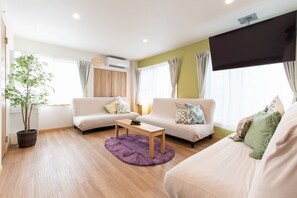 2F living room