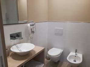 Bath/Shower
