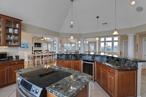 Kitchen - Top Level