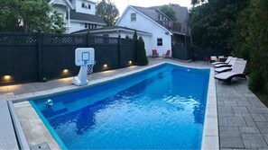 Saltwater heated pool 