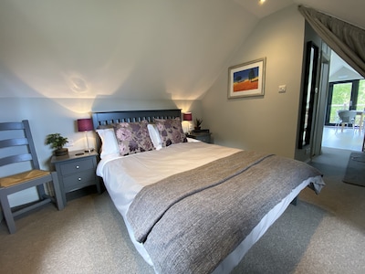 Barn Apartment at Downton Lodge, in Peaceful Rural Setting Near Dittisham