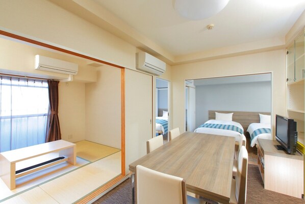 Guest room image