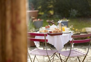 Guests staying at Forge Croft have access to a private cobbled courtyard and small raised garden