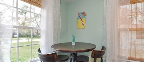 Tiny Seahorse: extended stay in Central Savannah (90)